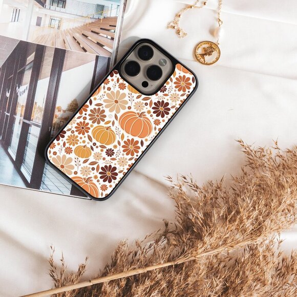 Halloween Phone Cover – iPhone 16, 15 Pro, Galaxy S25, S24, S24 Ultra, Pixel 9 - Picture 3 of 9